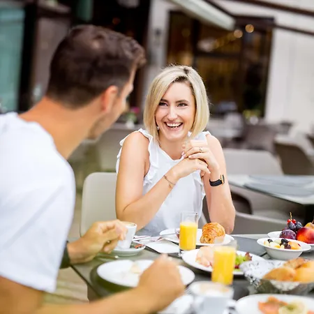 Hotel Seepark Woerthersee 4*