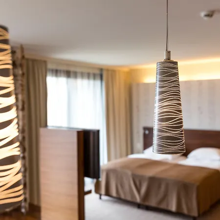 Seepark Woerthersee Hotel 4*