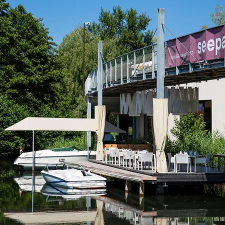 Hotel Seepark Woerthersee