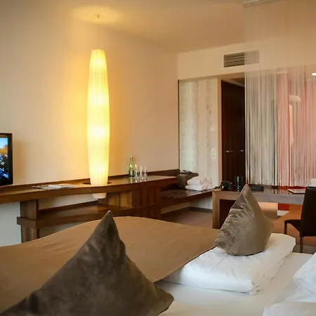 Seepark Woerthersee Hotel 4*