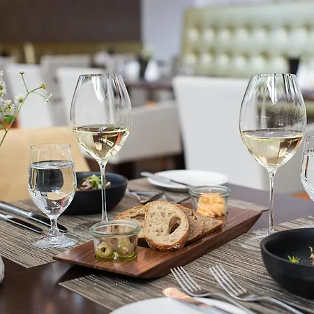 Seepark Woerthersee Hotel 4*