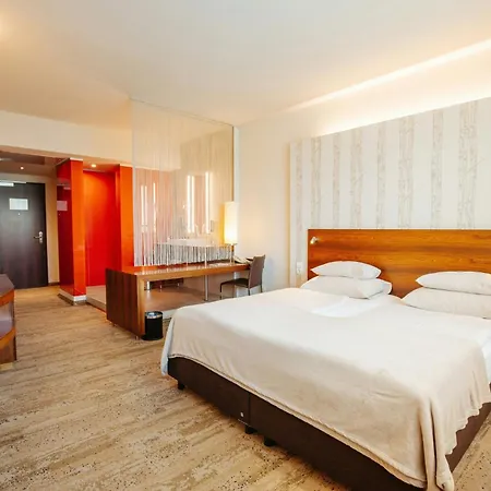 Hotel Seepark Woerthersee