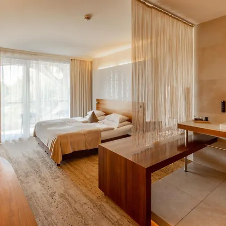 Otel Seepark Woerthersee 4*