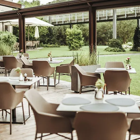Szálloda Seepark Woerthersee 4*