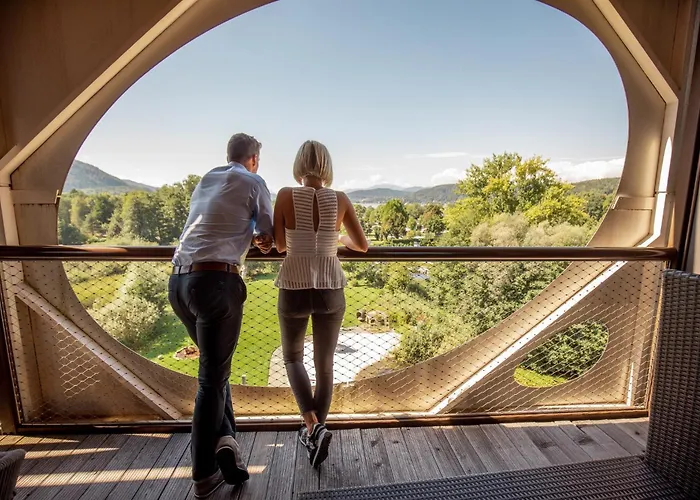 Отель Seepark Woerthersee Клагенфурте