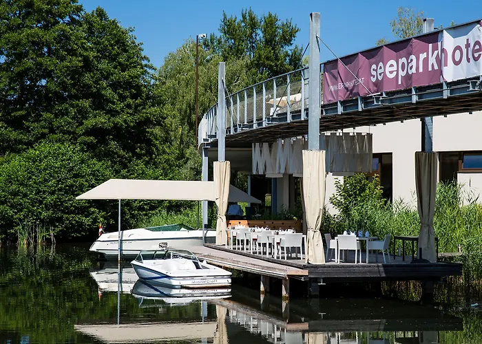 Отель Seepark Woerthersee